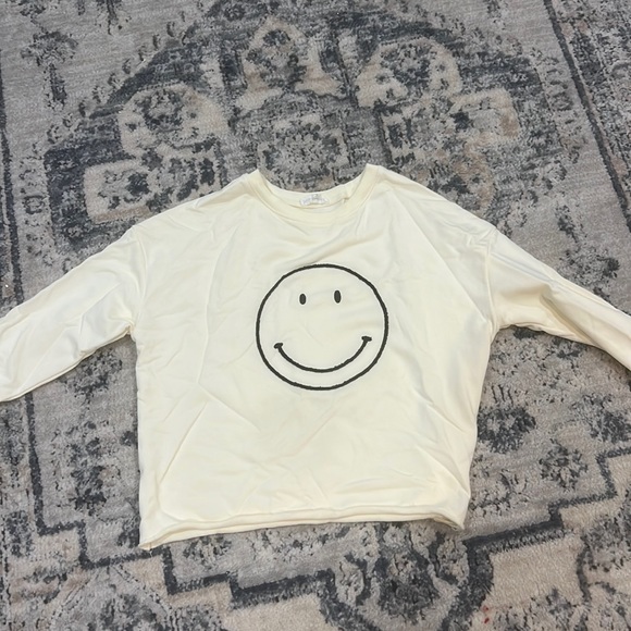 Small Smiley Face Crew - Picture 1 of 1